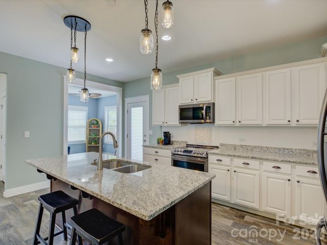 2610 Courtland Drive, Clover, SC 29710