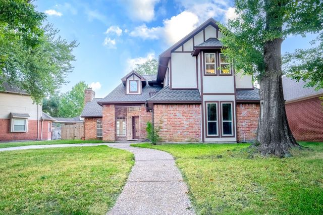 4219 Meadowchase Lane, Houston, TX 77014