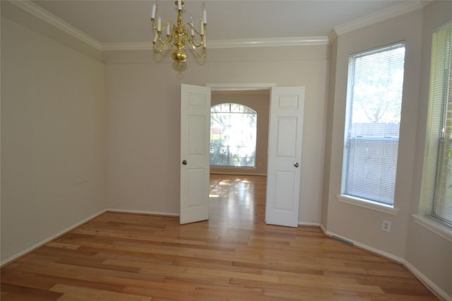 15406 Amesbury Lane, Sugar Land, TX 77478