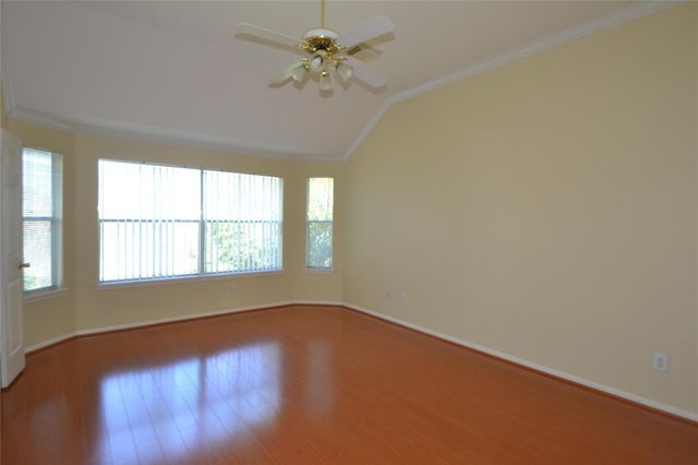 15406 Amesbury Lane, Sugar Land, TX 77478