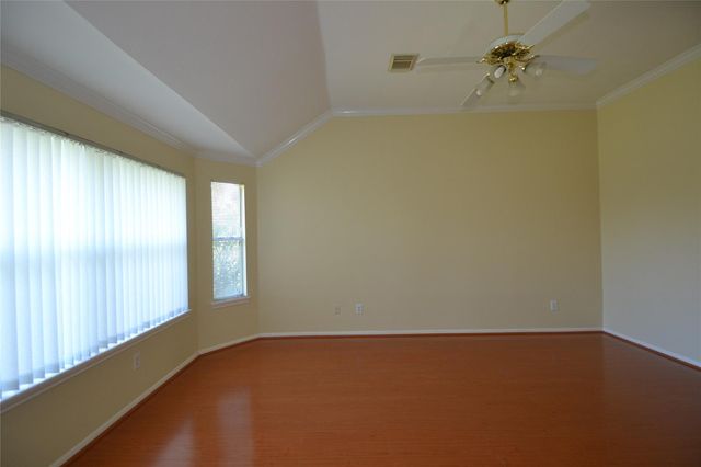 15406 Amesbury Lane, Sugar Land, TX 77478