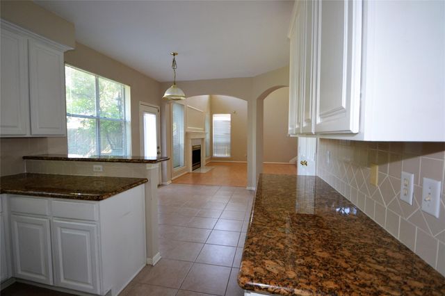 15406 Amesbury Lane, Sugar Land, TX 77478