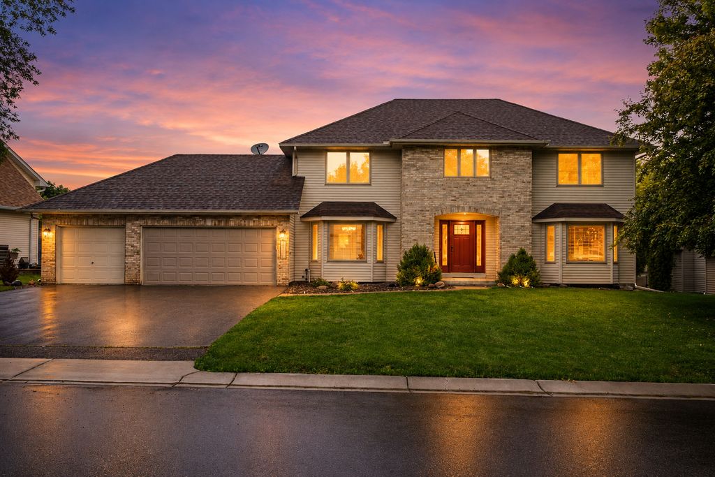 17116 81st Avenue N, Maple Grove, MN 55311
