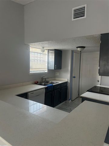 11630 White Water Trail, Houston, TX 77013