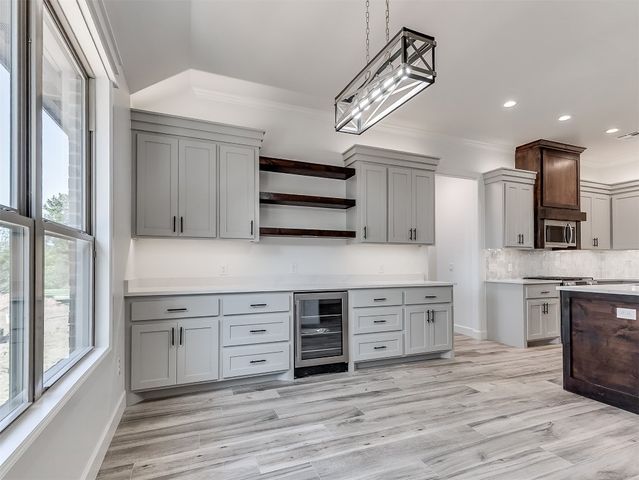 8241 Buffalo Ridge, Edmond, OK 73007