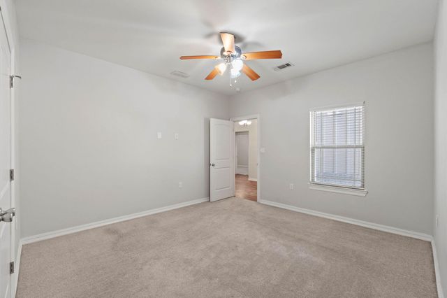 6000 Fiori Drive, Crestview, FL 32539