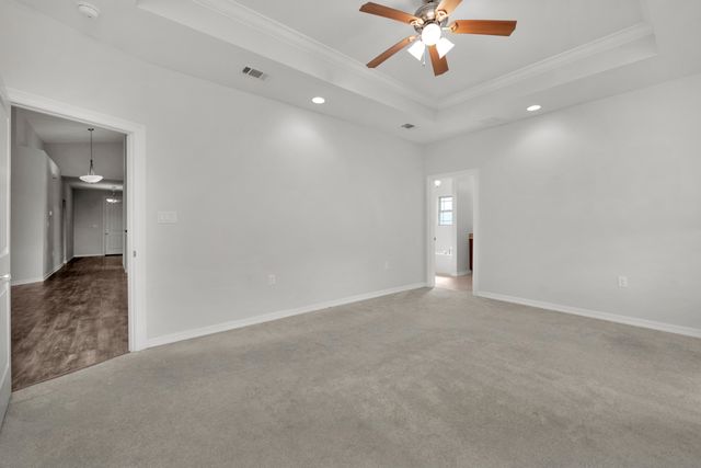 6000 Fiori Drive, Crestview, FL 32539