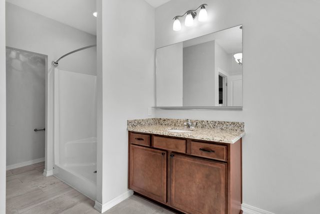 6000 Fiori Drive, Crestview, FL 32539