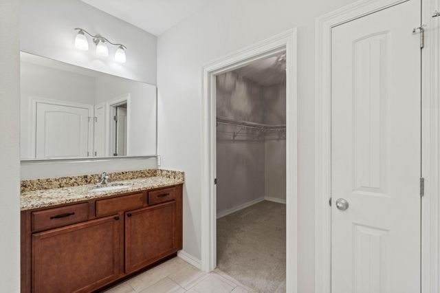 6000 Fiori Drive, Crestview, FL 32539