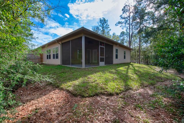 6000 Fiori Drive, Crestview, FL 32539