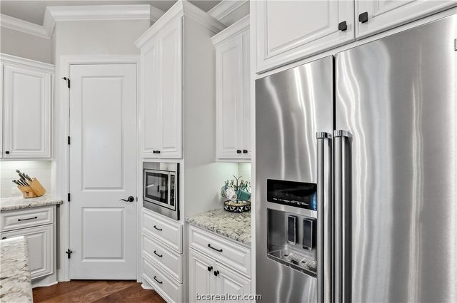 2816 Maroon Court, Bryan, TX 77807