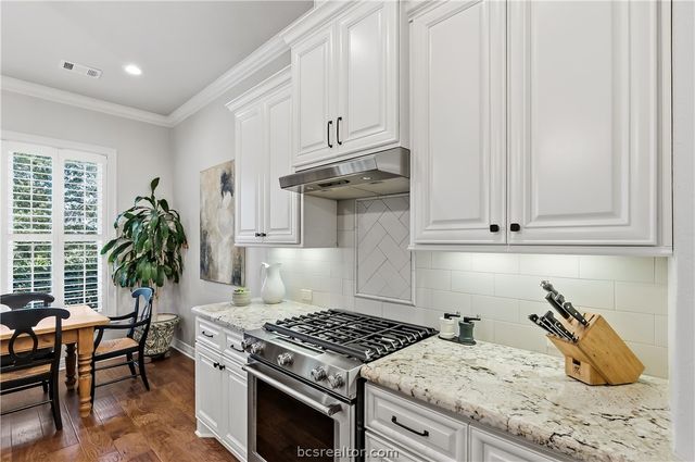 2816 Maroon Court, Bryan, TX 77807