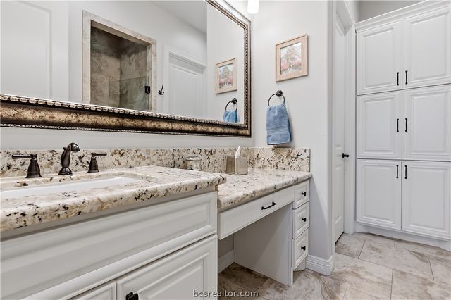 2816 Maroon Court, Bryan, TX 77807