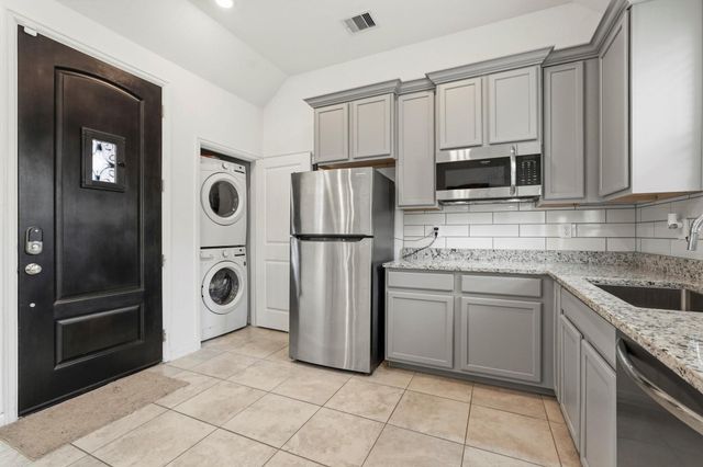 4307 Annandale Lane, Rosharon, TX 77583