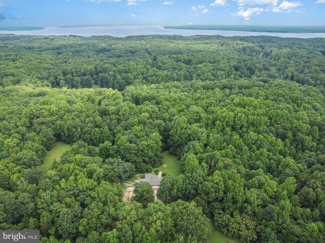 7512 MARMION LN, King George, VA 22485