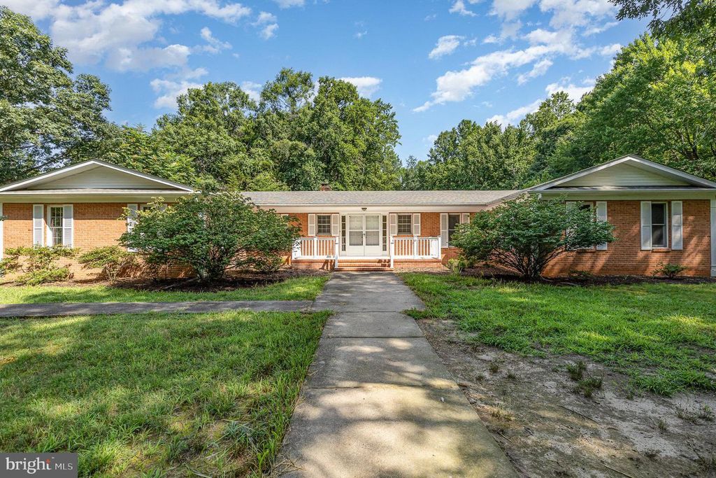 7512 MARMION LN, King George, VA 22485