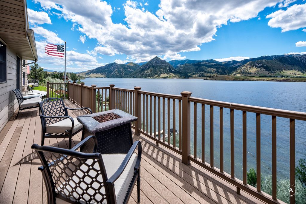 Image 1 of property listing at 1482 Beartooth Road, Wolf Creek, MT 59648
