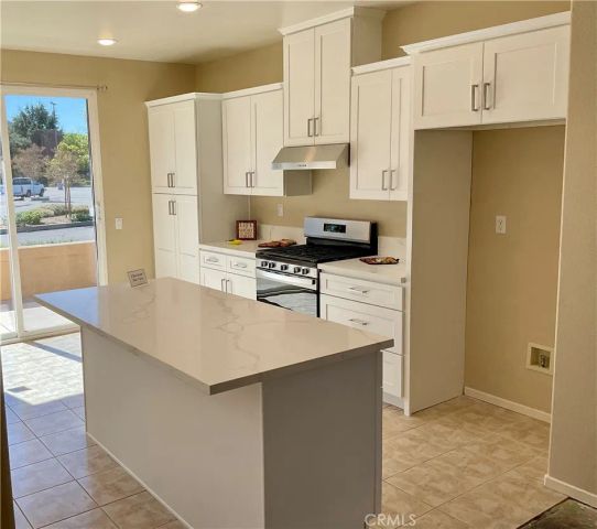 8251 Triplett Lane, Hemet, CA 92545