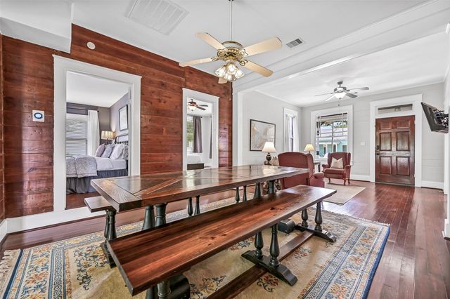 1518 21st Street, Galveston, TX 77550