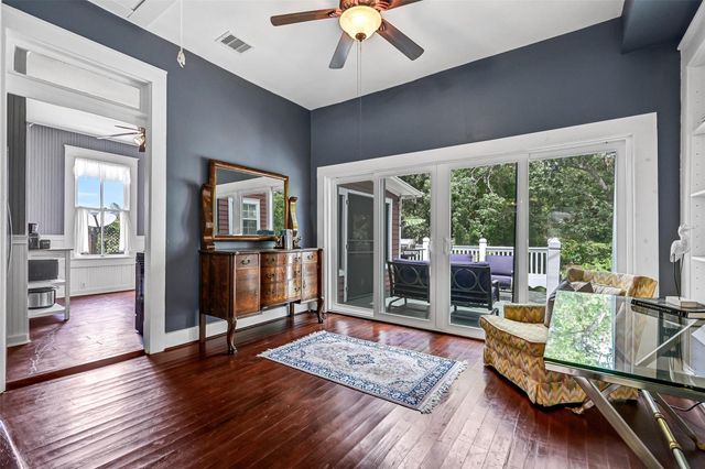 1518 21st Street, Galveston, TX 77550