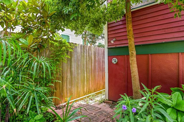 1518 21st Street, Galveston, TX 77550