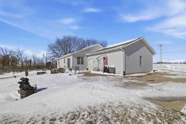 27741 Kramer ROAD, Waterford, WI 53185