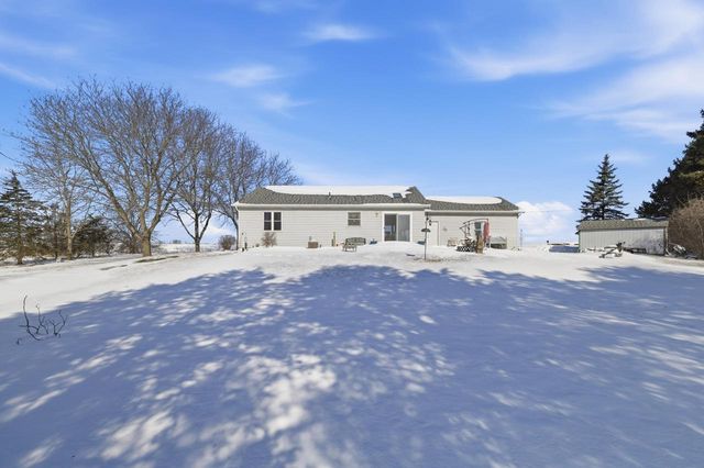 27741 Kramer ROAD, Waterford, WI 53185