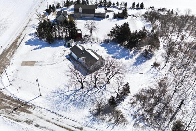 27741 Kramer ROAD, Waterford, WI 53185