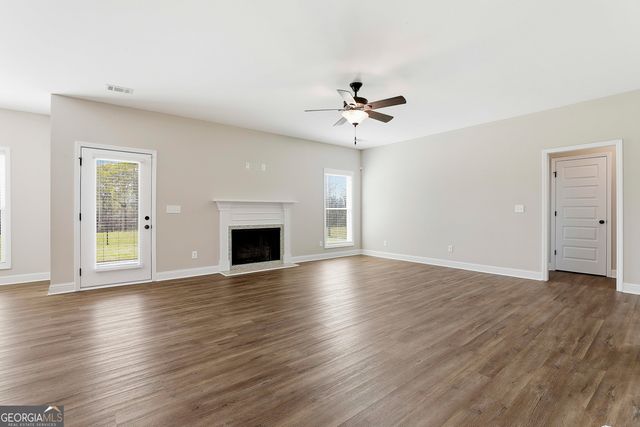 1141 Windsweep Farm Road, Thomaston, GA 30286