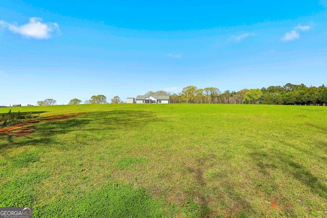 1141 Windsweep Farm Road, Thomaston, GA 30286