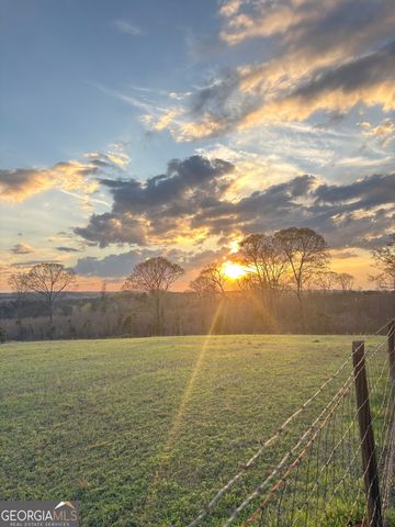 1141 Windsweep Farm Road, Thomaston, GA 30286