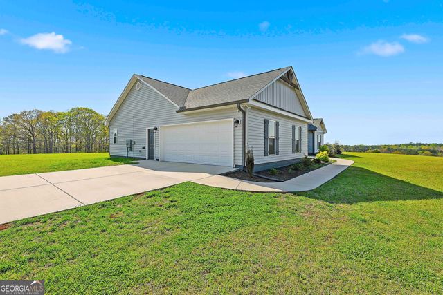 1141 Windsweep Farm Road, Thomaston, GA 30286