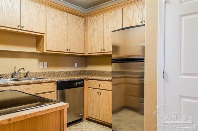 7071 Lake Joanne Dr 3C, Pensacola, FL 32506