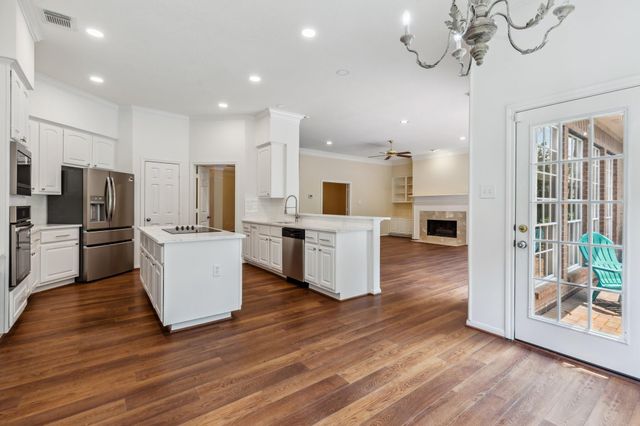 1327 Mission Chase Drive, Houston, TX 77077