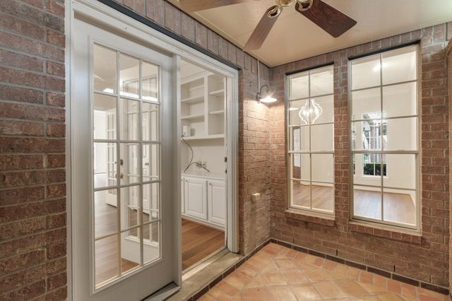 1327 Mission Chase Drive, Houston, TX 77077