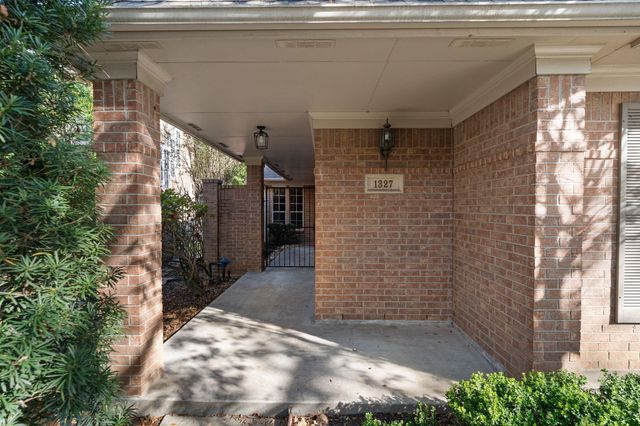 1327 Mission Chase Drive, Houston, TX 77077