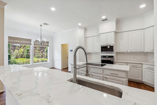 1327 Mission Chase Drive, Houston, TX 77077