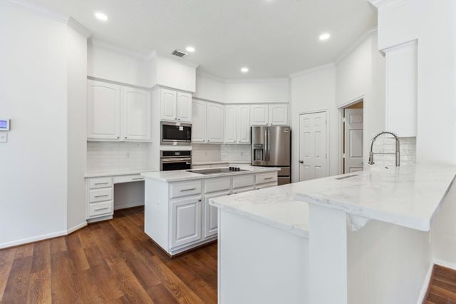 1327 Mission Chase Drive, Houston, TX 77077