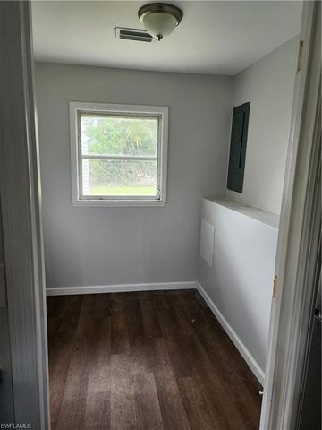 4631 New Haven DR, Fort Myers, FL 33908