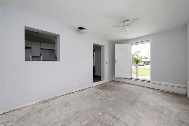 4631 New Haven DR, Fort Myers, FL 33908