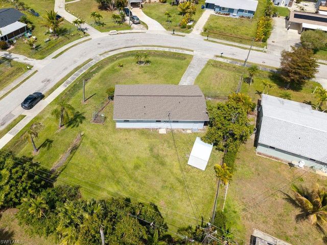 4631 New Haven DR, Fort Myers, FL 33908