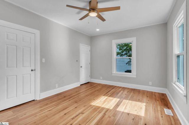 207 Brooks Avenue, Greenville, SC 29617