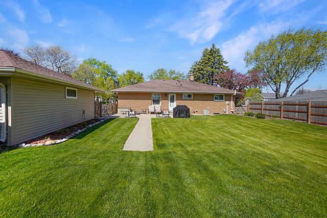 4266 78th STREET, Greenfield, WI 53220
