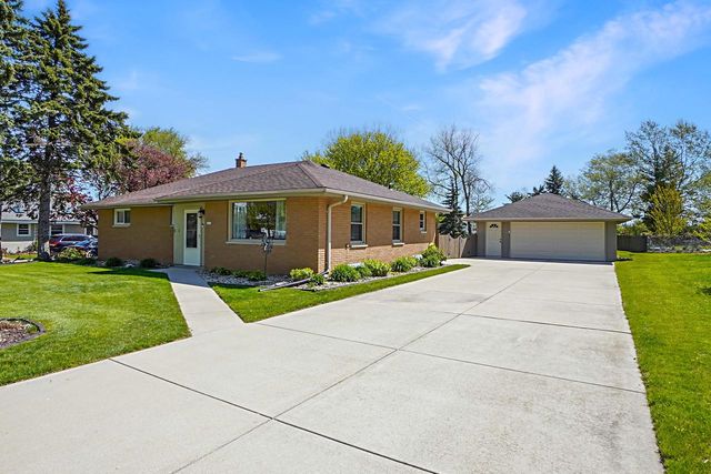 4266 78th STREET, Greenfield, WI 53220