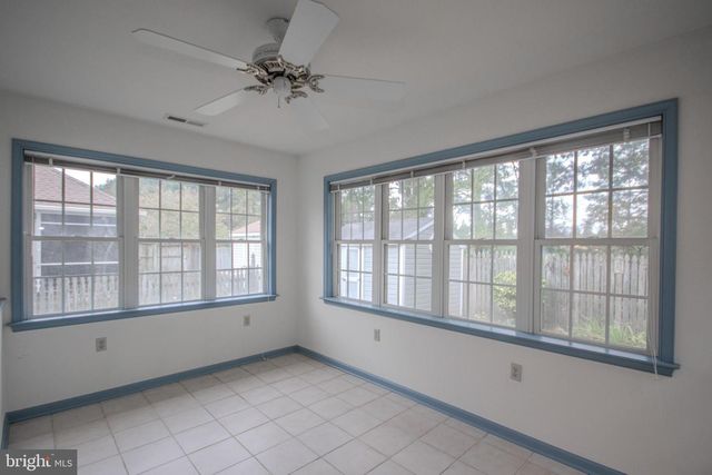 922 W SCHUMAKER MANOR DR, Salisbury, MD 21804