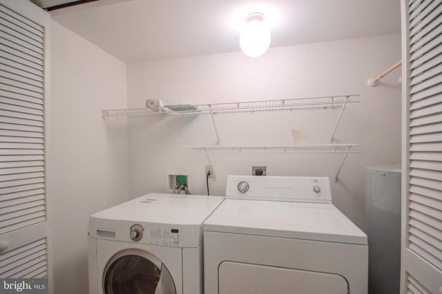 922 W SCHUMAKER MANOR DR, Salisbury, MD 21804