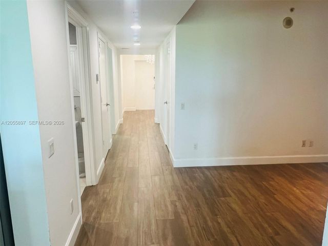 14951 Royal Oaks Lane 409, North Miami, FL 33181