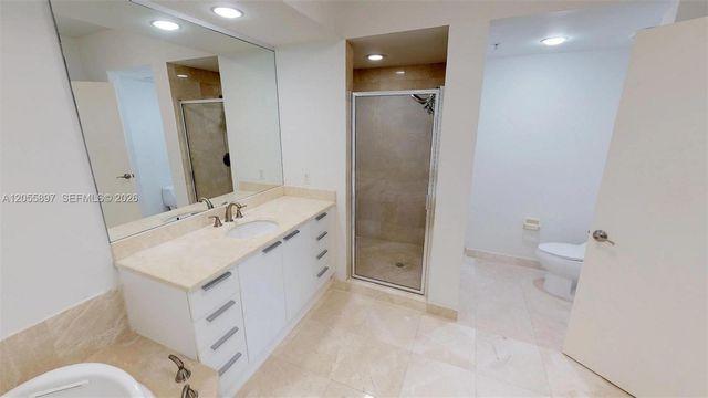 14951 Royal Oaks Lane 409, North Miami, FL 33181