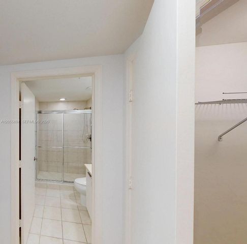 14951 Royal Oaks Lane 409, North Miami, FL 33181