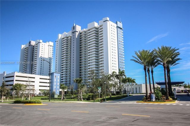 14951 Royal Oaks Lane 409, North Miami, FL 33181